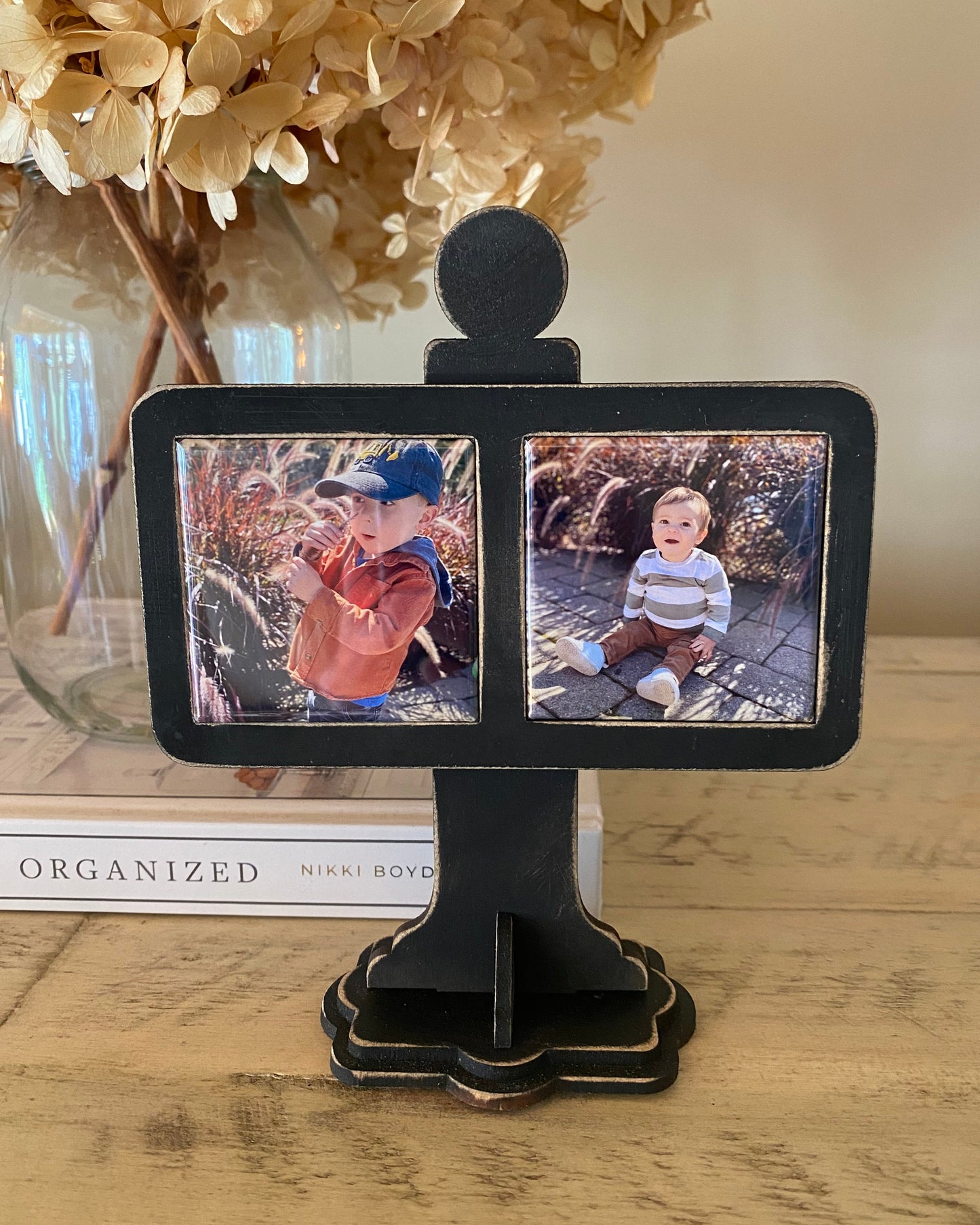 Standing Magnet Frame